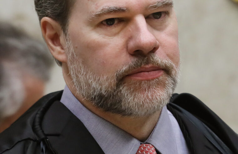 PF entrega relatório ao STF pedindo afastamento de  Ministro do Supremo Dias Toffoli