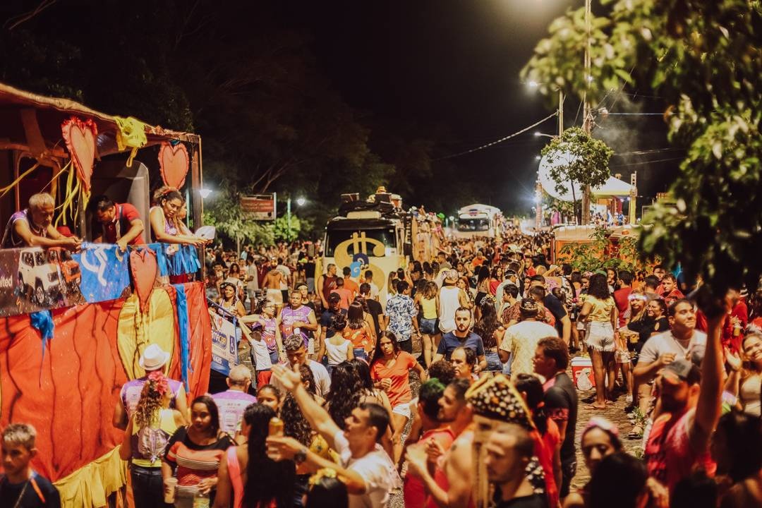 Confira a programação dos blocos de carnaval neste domingo em Teresina