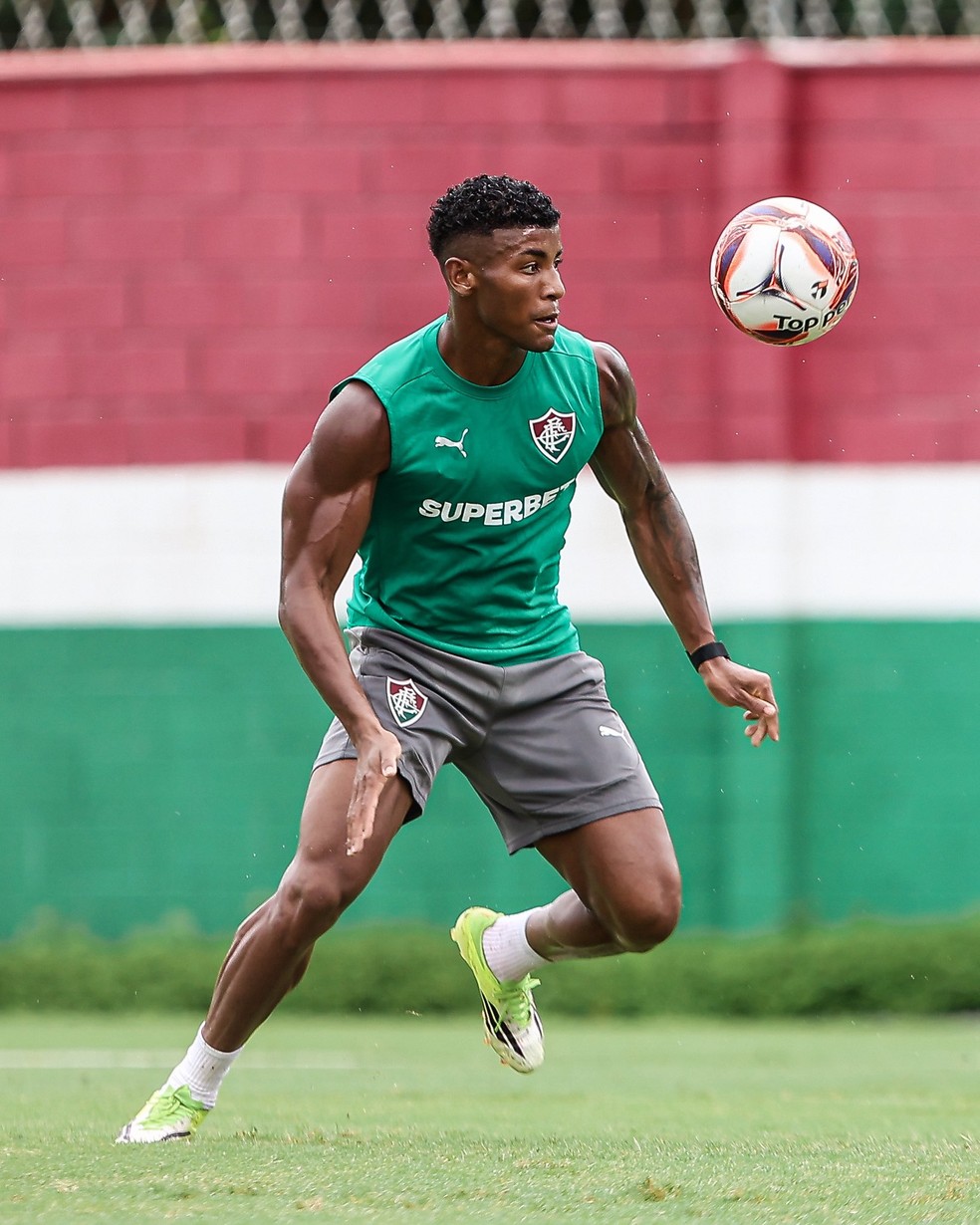 Fluminense sofre com desfalques para o jogo contra o Vasco