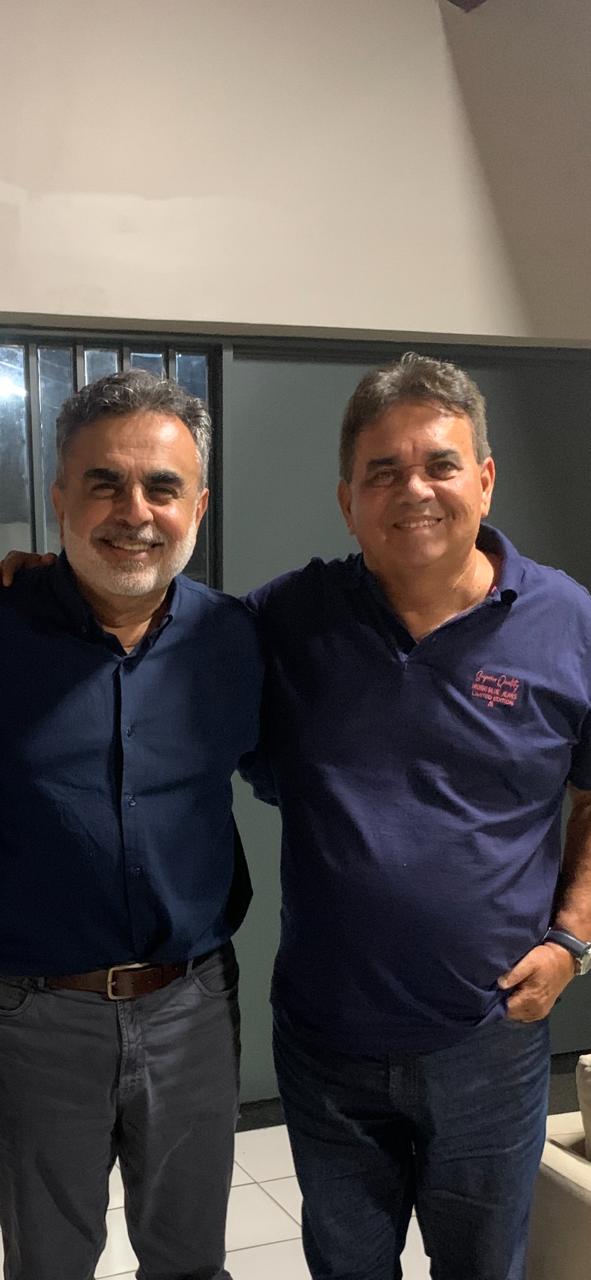 O pré-candidato ao Senado, Jorge Lopes, anunciou a filiação do presidente da FENAME, Luiz Ayrton Santos, em mais um movimento que fortalece sua articulação política.