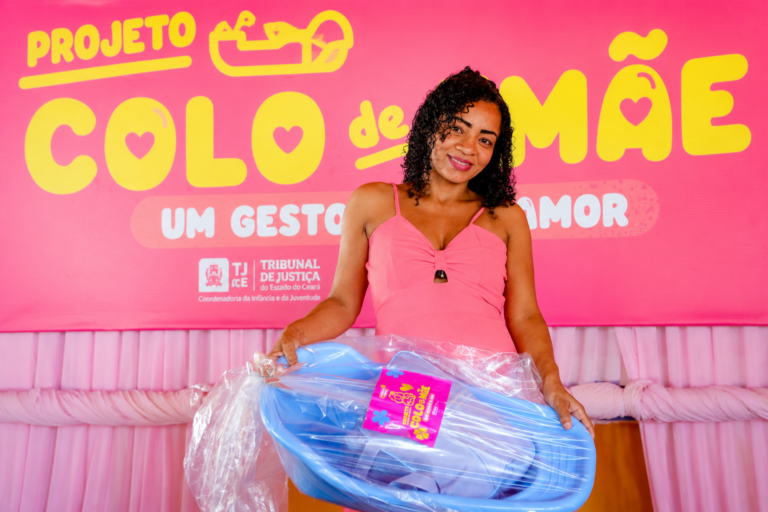 Prefeitura de Timon reforça apoio às famílias com entrega de enxovais e homenagem a profissionais da assistência social