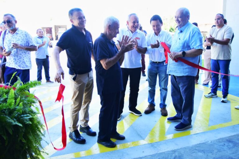 INDÚSTRIA INAUGURADA EM TERESINA REFORÇA GERAÇÃO DE EMPREGOS E EXPANSÃO DO SETOR PRODUTIVO